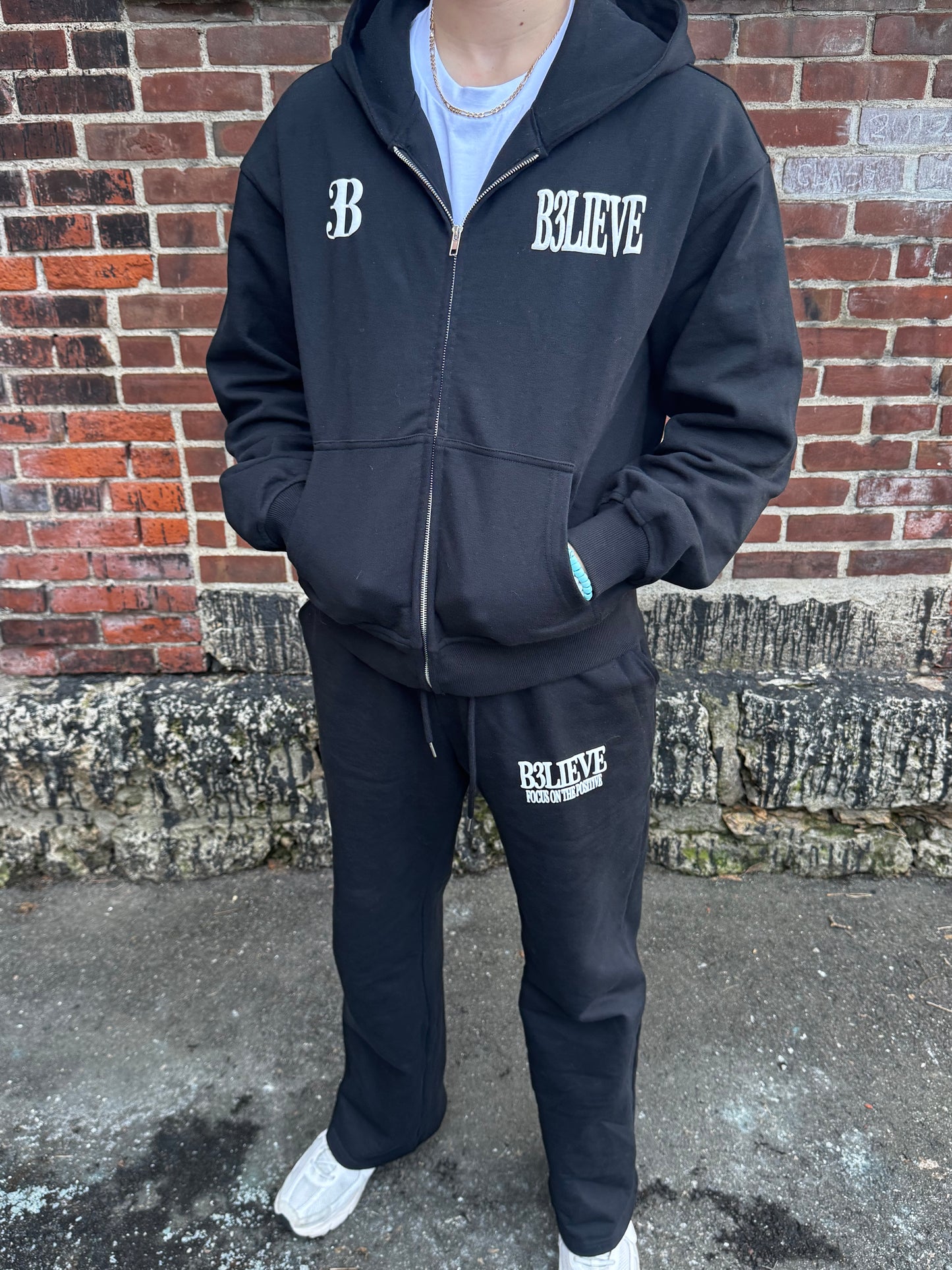 Focus On The Positive Zip Up Black